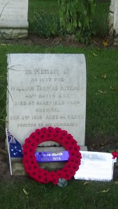 Wreath on Bill Hitchen's grave 26/8/2016 (Photograph: S. & H. Thompson)